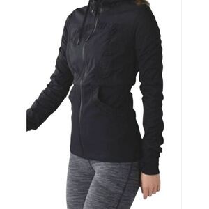LULULEMON ATHLETICA Dance Studio Jacket III In Black Size 6